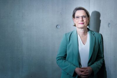Kampf gegen digitale Gewalt: Justizministerin Hubig stellt neue Strafen für Deepfakes in Aussicht